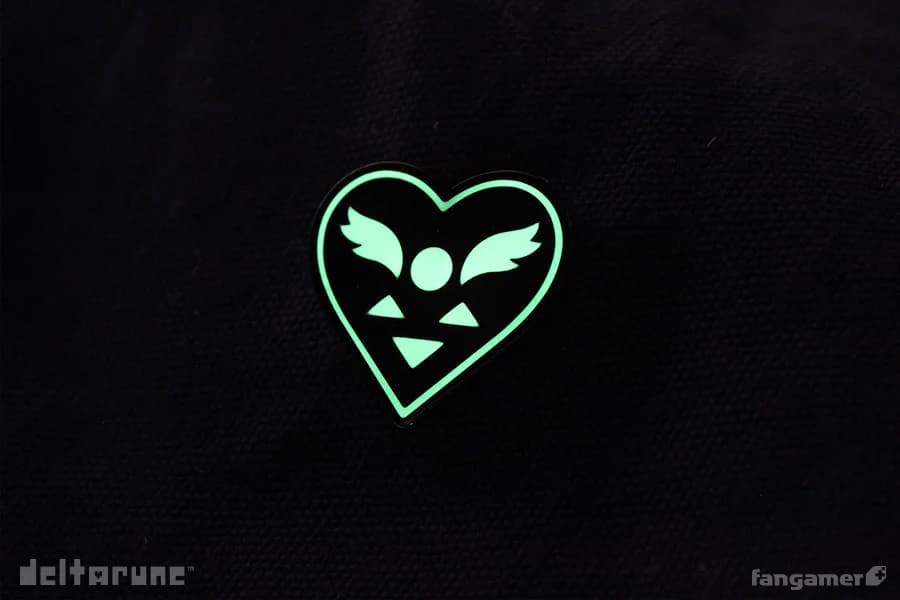 Darkheart -Glow in the Dark- Pin