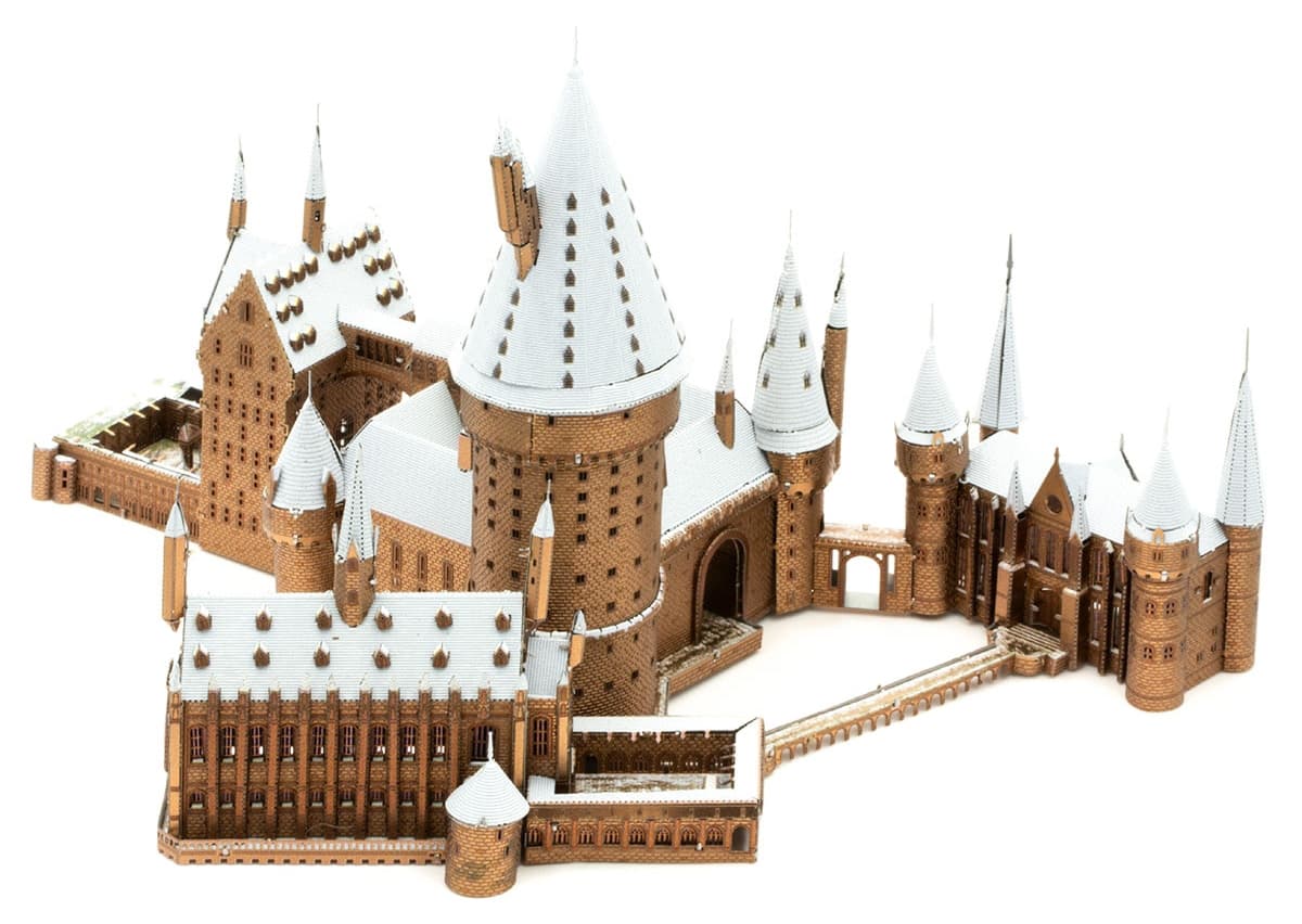 Hogwarts in Snow Premium Metal Model Kit
