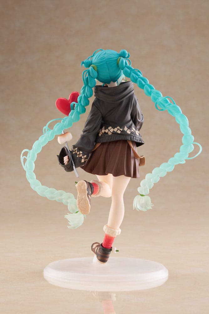 Hatsune Miku Outdoor Spring Fashion Ver. PVC Statue 18 cm