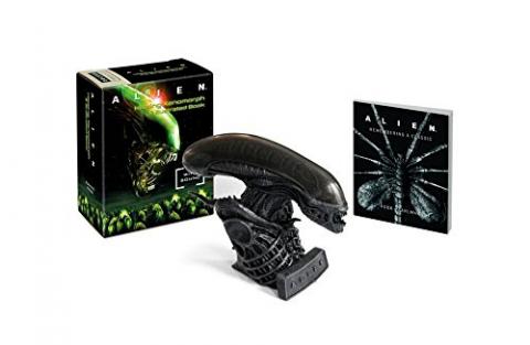 Aliens Hissing Xenomorph with Sound and Book Kit