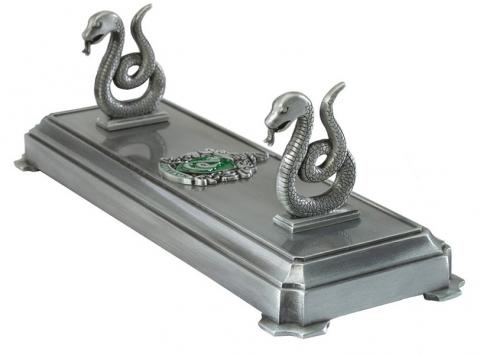 Wand Stand Slytherin 20 cm