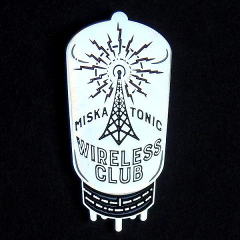 Varsity pin: Wireless Club