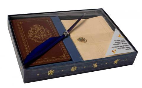 Hogwarts School of Witchcraft and Wizardry Desktop Stationery Set