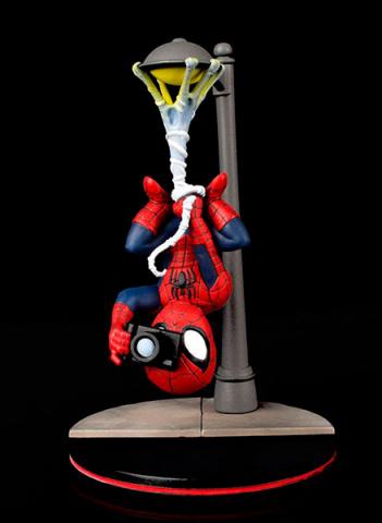 Spider-Man Spider Cam 14 cm Q-Fig Figure