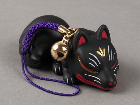 Kitsune Charm Sleeping (Black Fox)