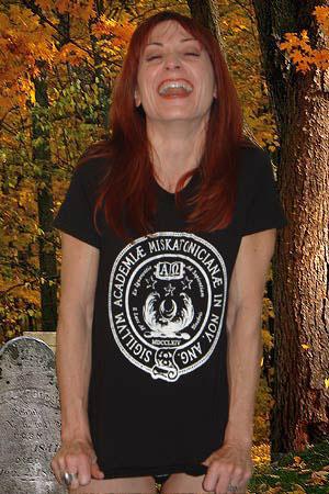 Miskatonic University (black), Womens Medium