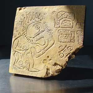 El Profundo Mayan Carving