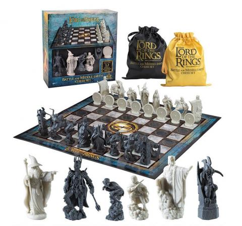 Battle for Middle-Earth Chess Set