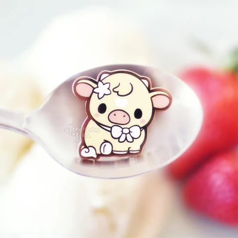 Enamel Pin: Cream (Vanilla) Enamel Pin: Cream (Vanilla)