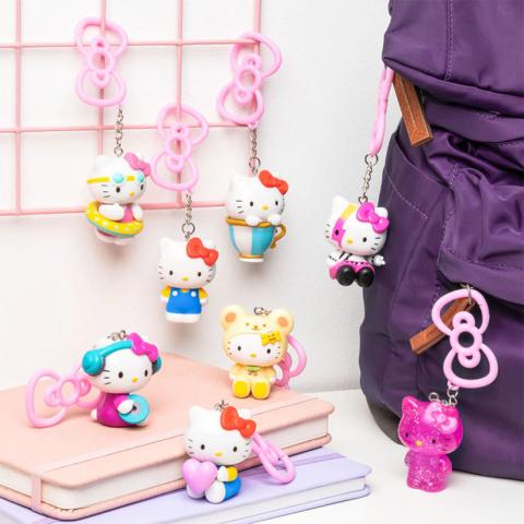 Hello Kitty Backpack Buddies (Blind Pack) Hello Kitty Backpack Buddies (Blind Pack)