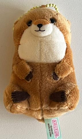 Otter Plush Mini Hanger: Sitting Comfy Warm Brown