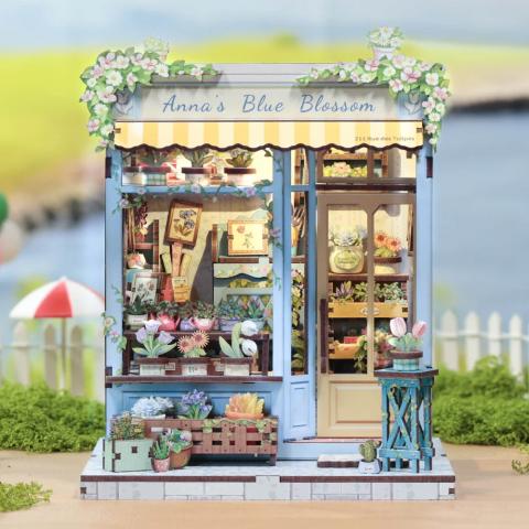 Anna's Blue Blossom (Miniature/Book Nook)