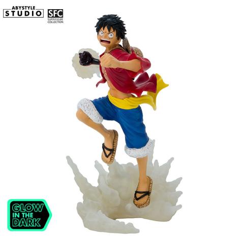 Luffy w/ Flaming Fist Figurine 16 cm (Glow-in-the-Dark Edition)
