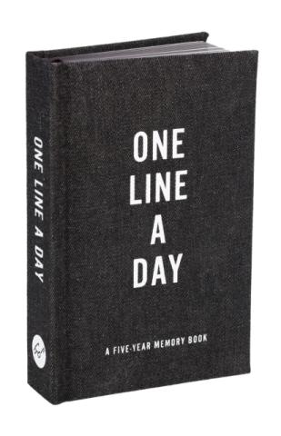 Black Canvas One Line a Day a Five-Year Memory Book