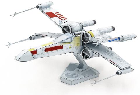 X-Wing Starfighter Premium Metal Model Kit (Metal Earth)