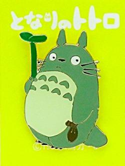 Pin Badge Standing Totoro