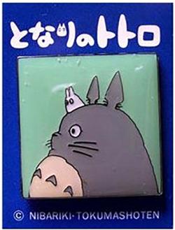 Pin Badge Large and Small Totoro Side