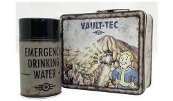 Vault-Tec Weathered Lunchbox & Flask
